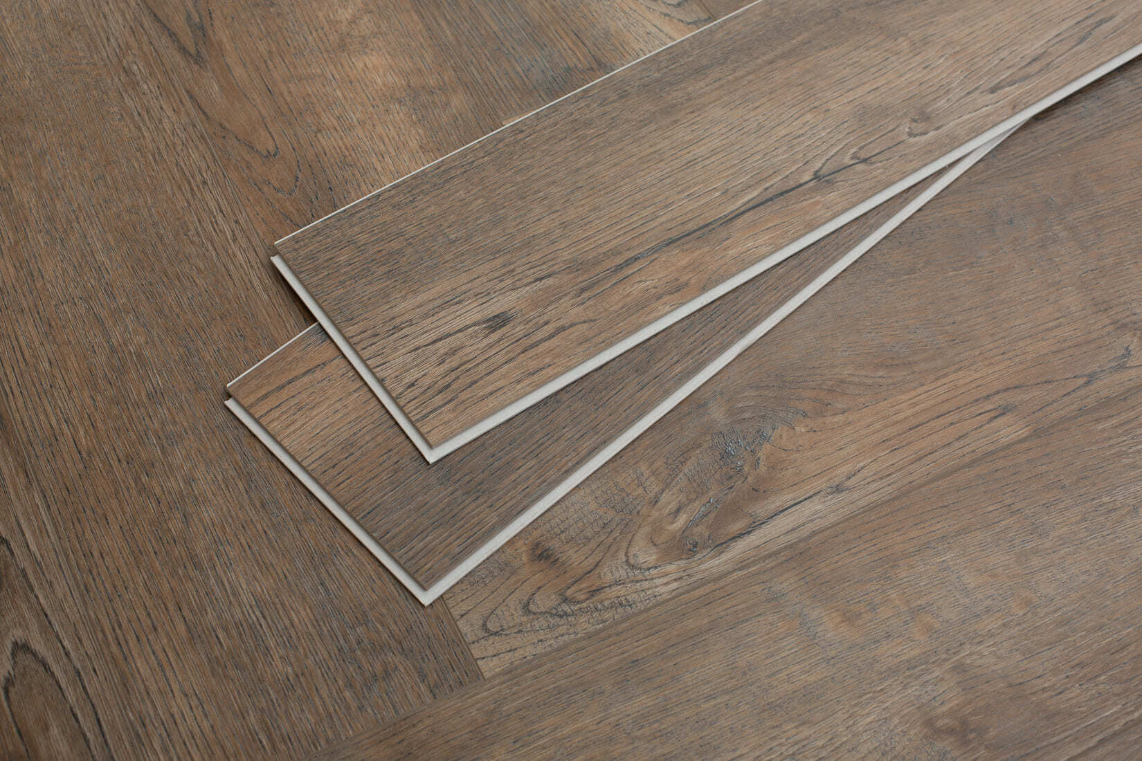 Плитка SPC "OneFloor" 3026 А,В  ЁЛКА (640*128*4 мм) — купить в Рубцовске