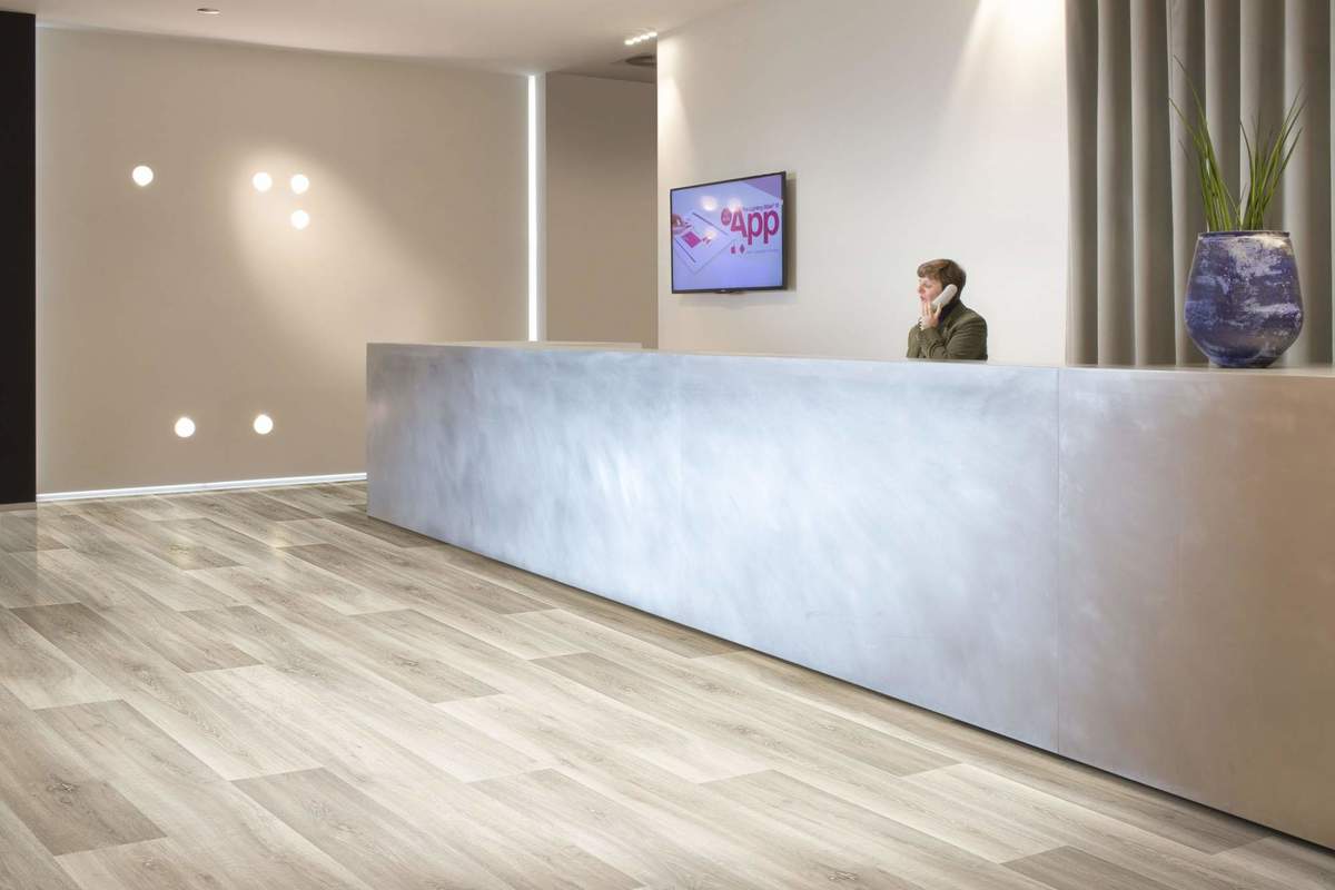 Замковая ПВХ плитка "Berry Alloc" Pureclick 55 LIME OAK 139S (204*1326*5 мм) — купить в Рубцовске