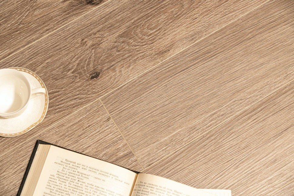 Виниловый ламинат "Bonkeel" Style Дуб Матира (1200*125*4 мм) — купить в Рубцовске