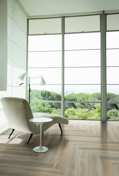 Кварцвиниловая плитка "LG" Орешник классический (1200*180*2 мм) — купить в Рубцовске